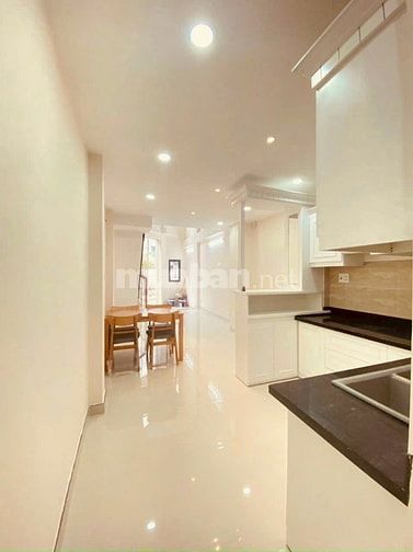 Bán nhà mới đẹp HXH 220 Hoàng Hoa Thám. 5 tầng. DT 3.8mx12m, giá 7.3 