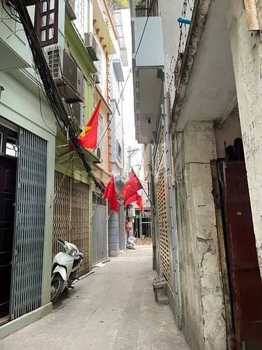 Chỉ hơn 7 tỷ sở hữu nhà 31m2 4 tầng ngõ thông Quan Nhân Thanh Xuân