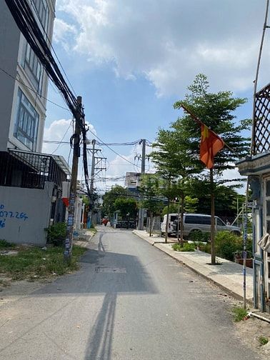 Bán nhà 3 tầng Đường số 10, Hiệp Bình Phước, QL.13 giá 5,1 tỷ