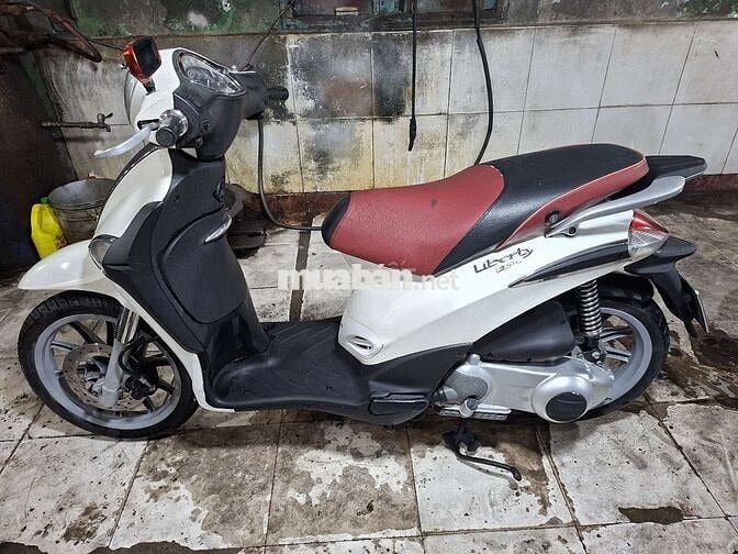 Bán Piaggio Liberty FI đời 2012 giấy tờ hợp lệ