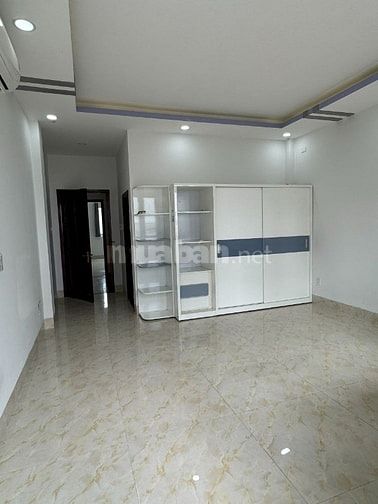 Cực Phẩm!! MTKD chợ lớn Quận 6 3 lầu (4.5x16m) chỉ 12.7 tỷ