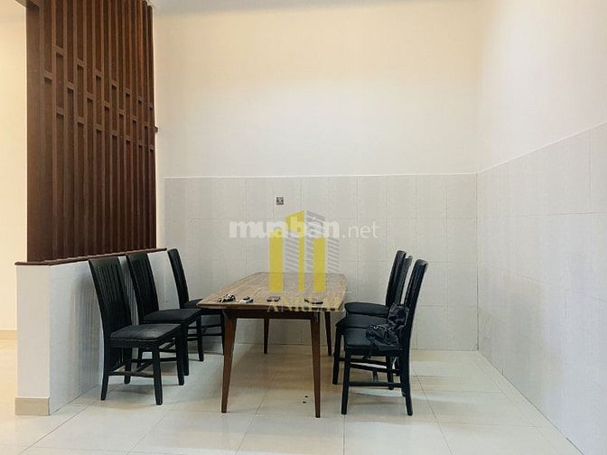 Villa Thảo Điền Sân Rộng Đầy Đủ Nội Thất Giá 40 Triệu