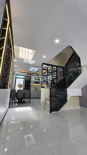 Cần bán gấp nhà gần BV Quận 11 ở Thái Phiên p8 Q11. 2,390tỷ|52m2