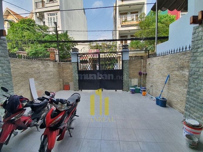 Villa Thảo Điền Sân Rộng Đầy Đủ Nội Thất Giá 40 Triệu