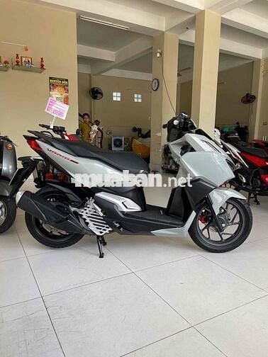 vario 160cc. 04/2025 . lướt. zin 100% . như xe mới