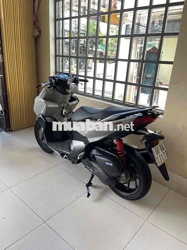 vario 160cc. 04/2025 . lướt. zin 100% . như xe mới