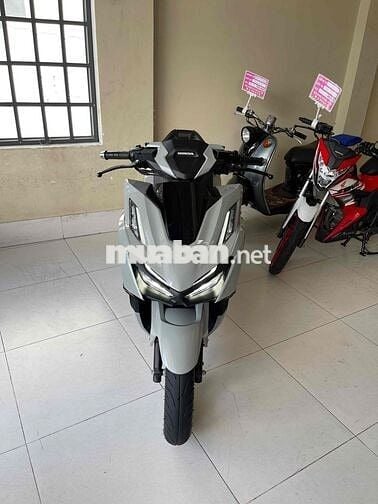 vario 160cc. 04/2025 . lướt. zin 100% . như xe mới