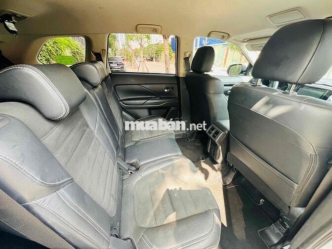 Mitsubishi Outlander 2024 2.0 CVT - 8000 km