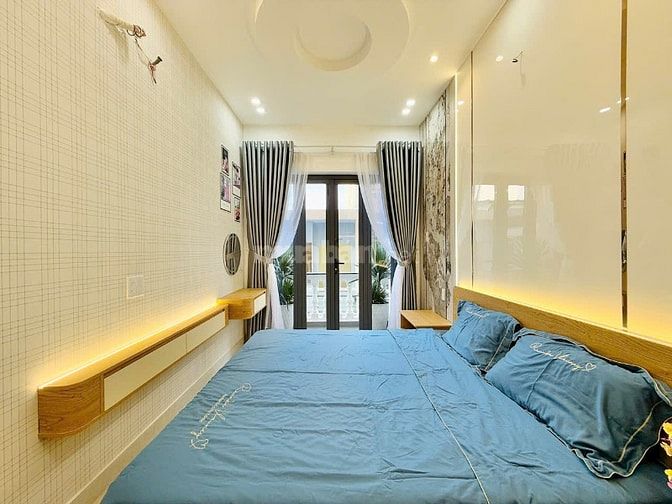 Bán nhà mới 4 tầng mặt tiền Phường 12 Gò vấp tiện kinh doanh mua bán