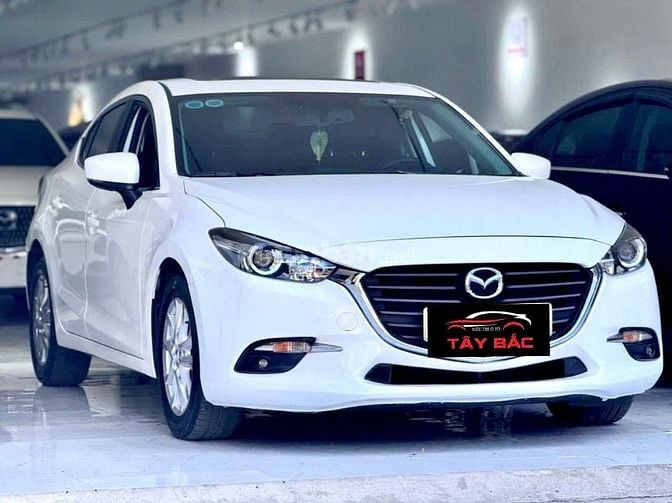 Mazda 3 2018 bản full chủ dùng kỹ xe đẹp