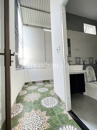  Cần bán nhà 3 tầng 3 mê kiệt 129 Tiểu La , Hải Châu , Đà Nẵng