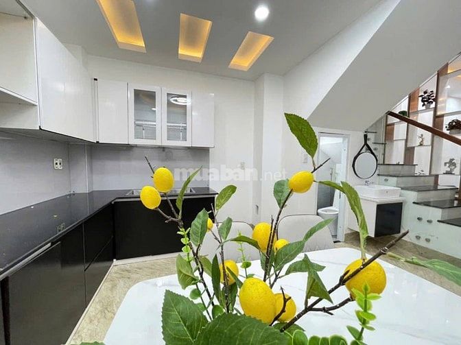  Cần bán nhà 3 tầng 3 mê kiệt 129 Tiểu La , Hải Châu , Đà Nẵng