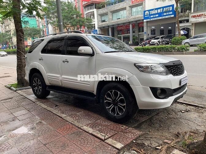 Toyota Fortuner 2015 2.7V 4x4 AT - 100000 km