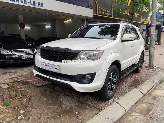 Toyota Fortuner 2015 2.7V 4x4 AT - 100000 km