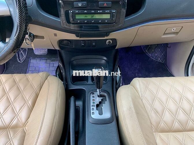 Toyota Fortuner 2015 2.7V 4x4 AT - 100000 km