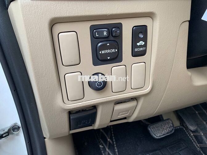 Toyota Fortuner 2015 2.7V 4x4 AT - 100000 km