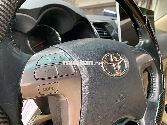 Toyota Fortuner 2015 2.7V 4x4 AT - 100000 km