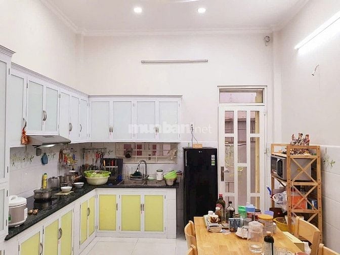  Chủ Ngộp Bán Gấp Nhà Phố 4 Tầng Đường Lâm Văn Bền ,Quận 7,Nhĩnh 11 Tỷ