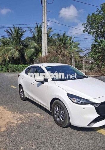 Mazda 2 2023 - 13000 km
