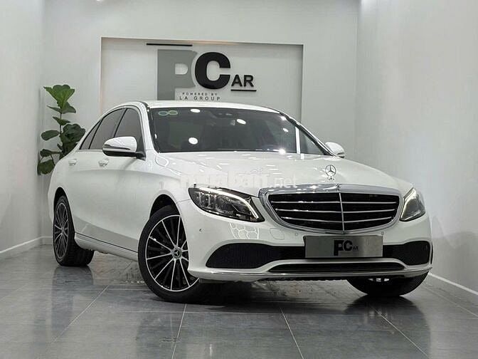 Mercedes Benz C 200 Exclusive 2020 - 56000 km