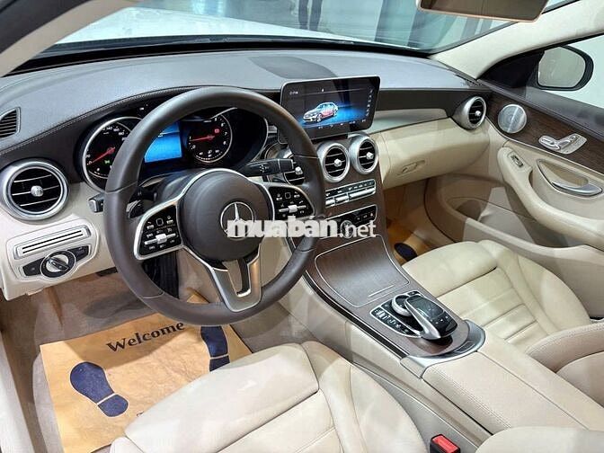 Mercedes Benz C 200 Exclusive 2020 - 56000 km