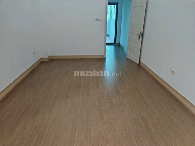 Hàng Hiếm  - Định Công nhà 4 tầng - MT 3.5m DT 42m 