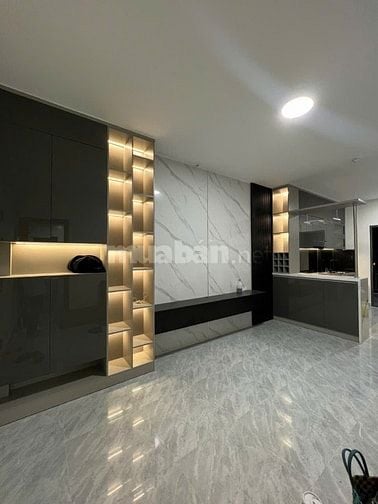 CHÍNH CHỦ GỬI BÁN CĂN GÓC 61M2, NỘI THẤT ĐẸP XỊN, HỖ TRỢ VAY