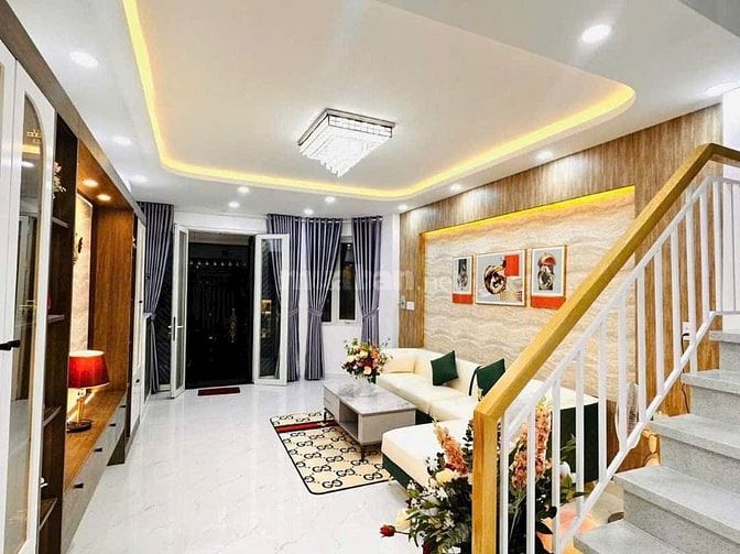 MUA NHANH BÁN NHANH NHÀ HOA LAN, P7, PHÚ NHUẬN GIÁ 3,950 TỶ/64M2