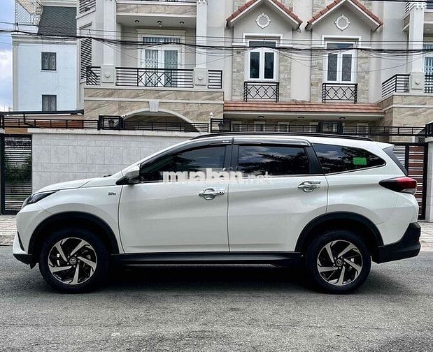 TOYOTA RUSH 1.5AT 2021 XE GIA ĐÌNH 1 CHỦ 52000KM