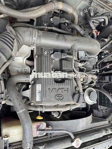 Toyota Fortuner 2010 2.7V - 200000 km