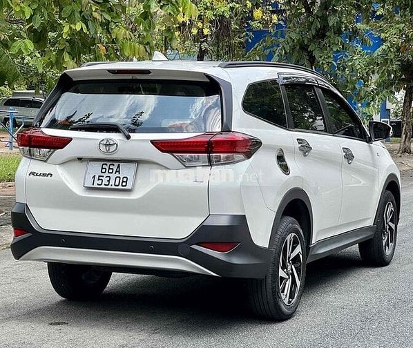 TOYOTA RUSH 1.5AT 2021 XE GIA ĐÌNH 1 CHỦ 52000KM