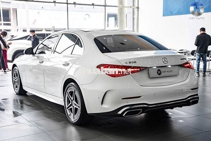 Mercedes Benz C Class 2022 C300 AMG - 20000 km