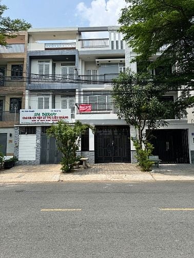 Bán nhà 6x17,5m gồm 4 tầng Đường rộng 18m 