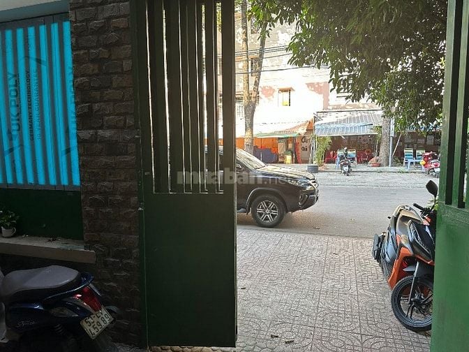 Bán nhà 6x17,5m gồm 4 tầng Đường rộng 18m 