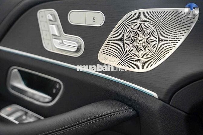 Mercedes Benz GLS450 4Matic Model 2023 - 7000 km
