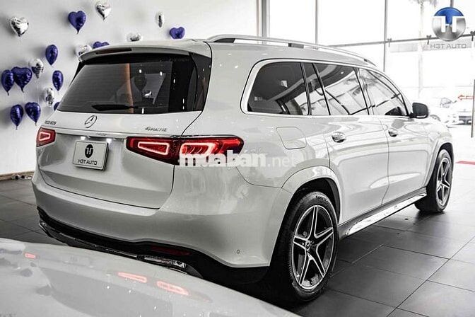 Mercedes Benz GLS450 4Matic Model 2023 - 7000 km
