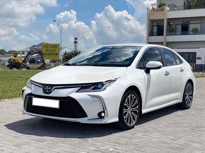 Toyota Altis 2022 1.8V - 69000 km - Hãng bán