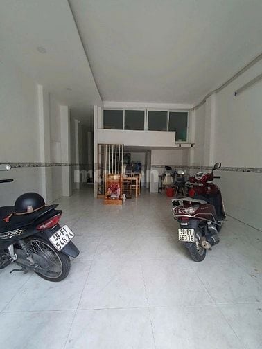 🏡 Hẻm 3 gác đường Lạc Long Quân - dt 4x15 - 3 tầng  - chỉ 95tr/m Cực 