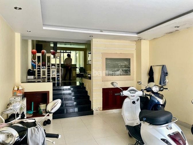 Bán nhà quận 8, Âu Dương Lân, 146m2, 4 tầng hồ bơi, giá 13,8 tỷ TL