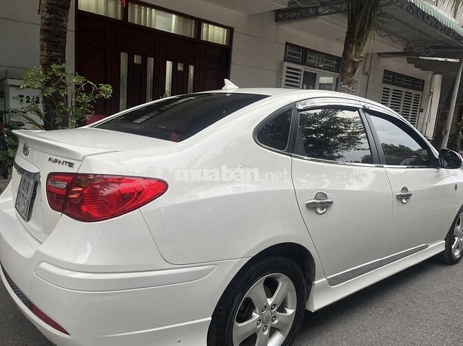 Hyundai Avante 2011 1.6 AT - 60000 km