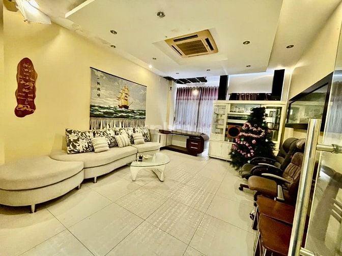 Bán nhà quận 8, Âu Dương Lân, 146m2, 4 tầng hồ bơi, giá 13,8 tỷ TL