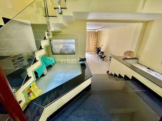 Bán nhà quận 8, Âu Dương Lân, 146m2, 4 tầng hồ bơi, giá 13,8 tỷ TL