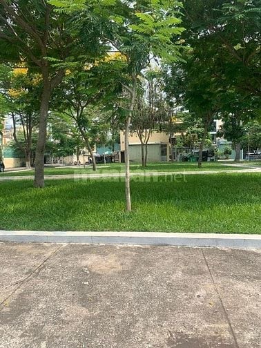 chủ cần bán biệt thự khu tên lữa đối diện công viên đường số 3A ,28 tỷ