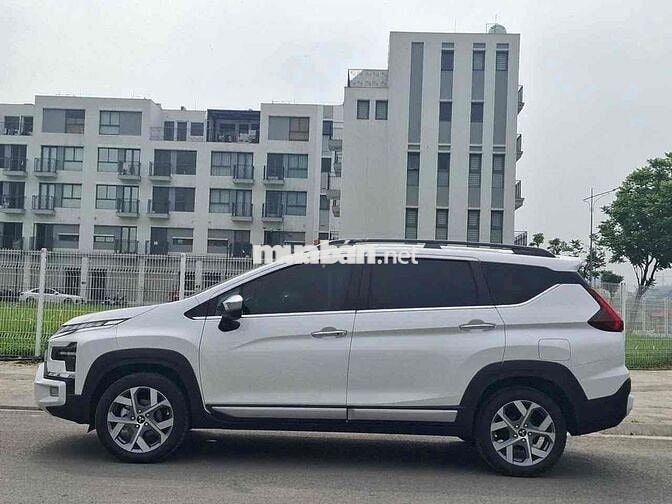 Mitsubishi Xpander 2024 Cross 1.5 AT - 5000 km