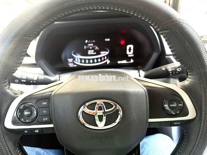 Toyota Veloz Cross 2023 - 62000 km