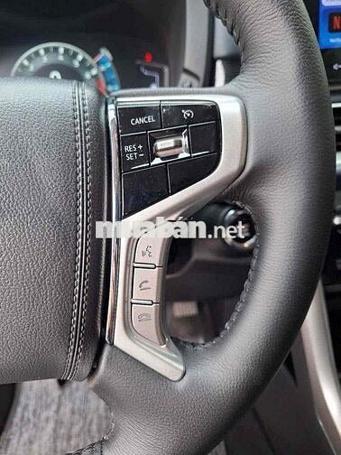 Mitsubishi Xpander 2024 Cross 1.5 AT - 5000 km