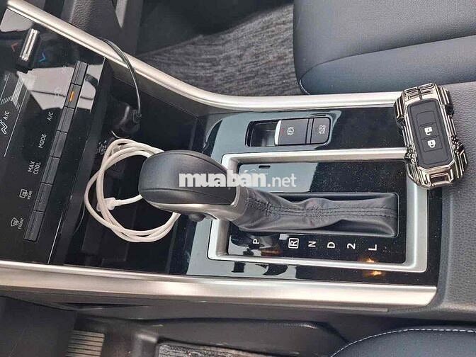 Mitsubishi Xpander 2024 Cross 1.5 AT - 5000 km