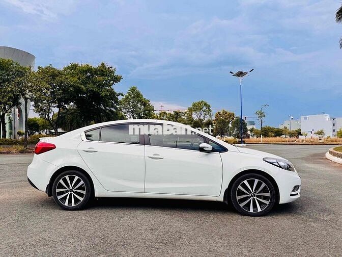 Kia K3 2015 1.6 AT - 80000 km