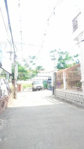 Bán nhà phố 5x13 trệt 2 lầu ST.đường 12 lê văn Thịnh.8 tỷ 8