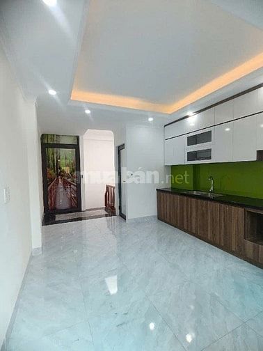 NHÀ MỚI THANG MÁY CHẠY VÙ VÙ CHỈ NHỈNH 7 TỶ TẠI HOÀNG MAI, HÀ NỘI